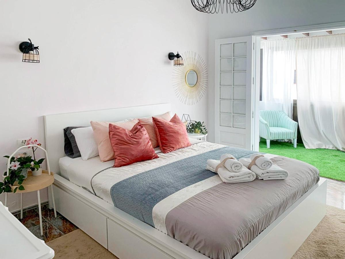 Habitaciones Privadas Cerca De La Playa Y Aeropuerto En Casa Compartida Con Otros Huespedes Playa Honda  Esterno foto
